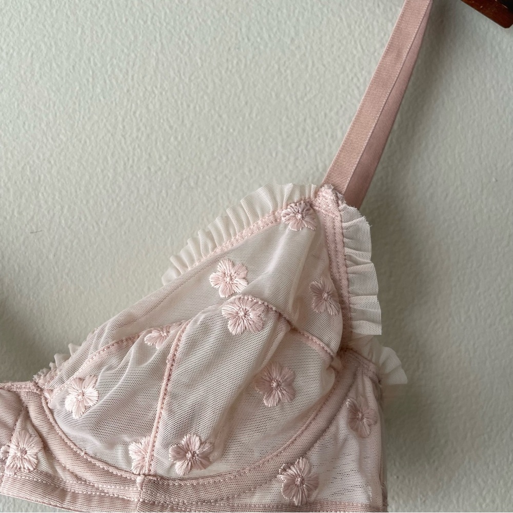 & Other Stories Pink Nude Bra Sheer Underwire 32B Front Closure - Picture 5 of 8